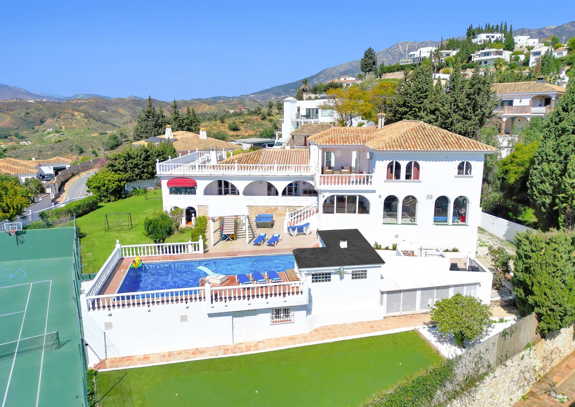Villa Los Arcos-Mijas Costa - Image 1