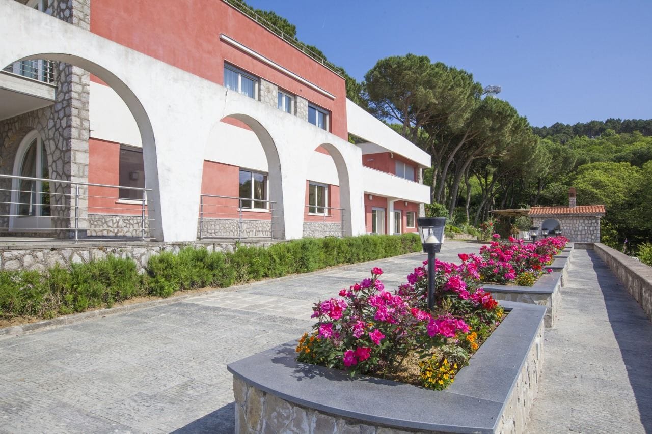 Villa Deco — luxury villa photo 1