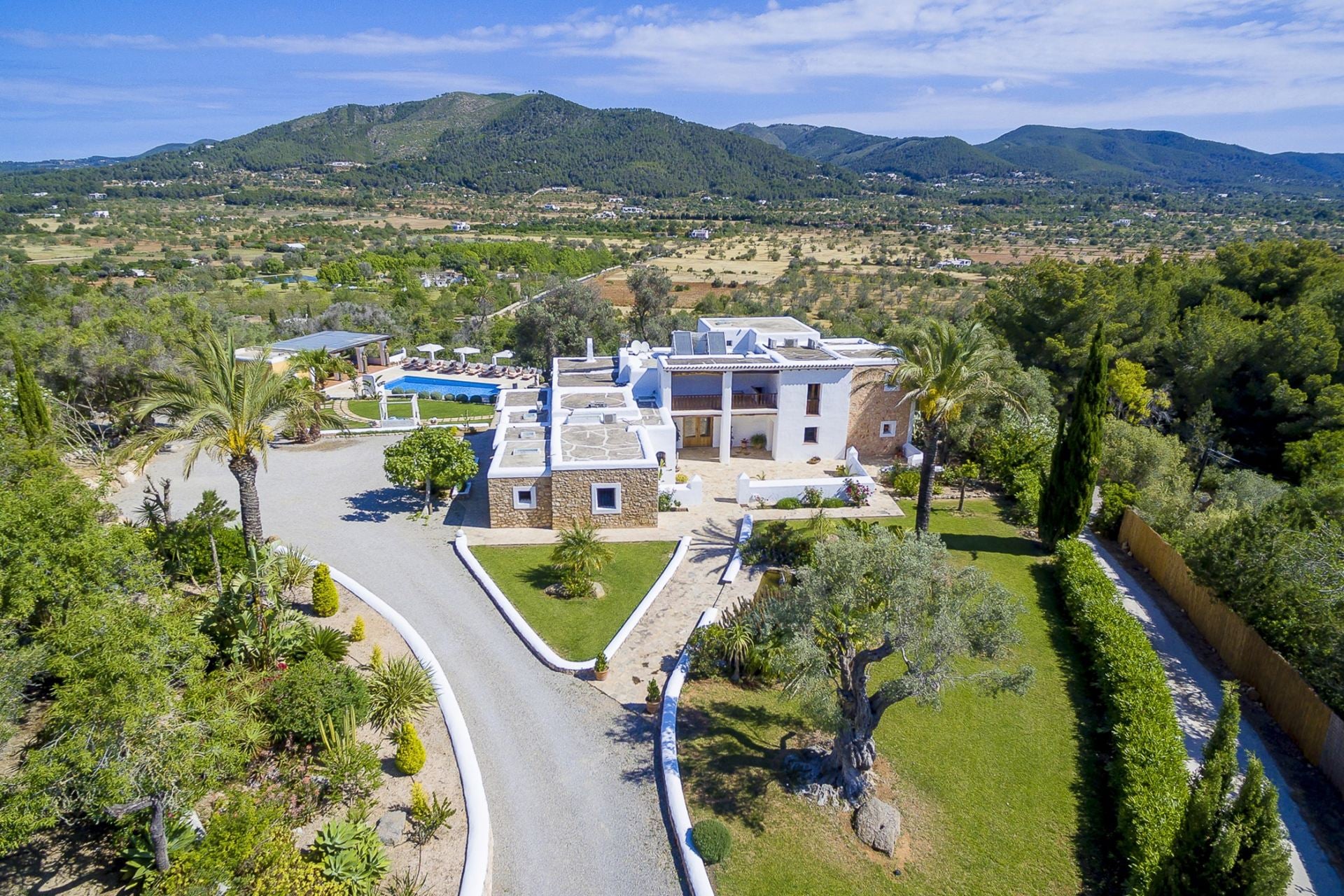 Villa Meu - Image 1