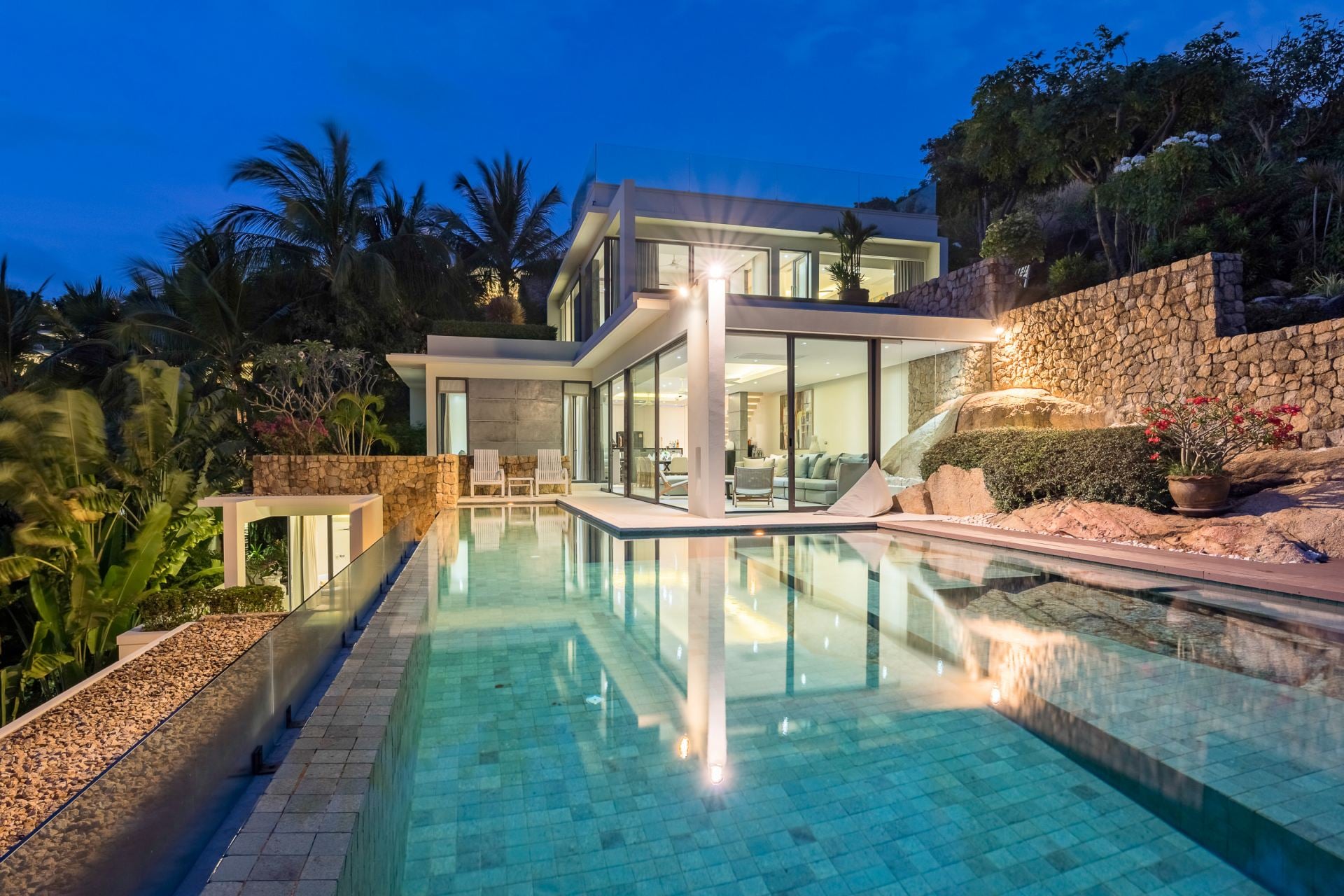 Samujana Villa 17 - Image 1