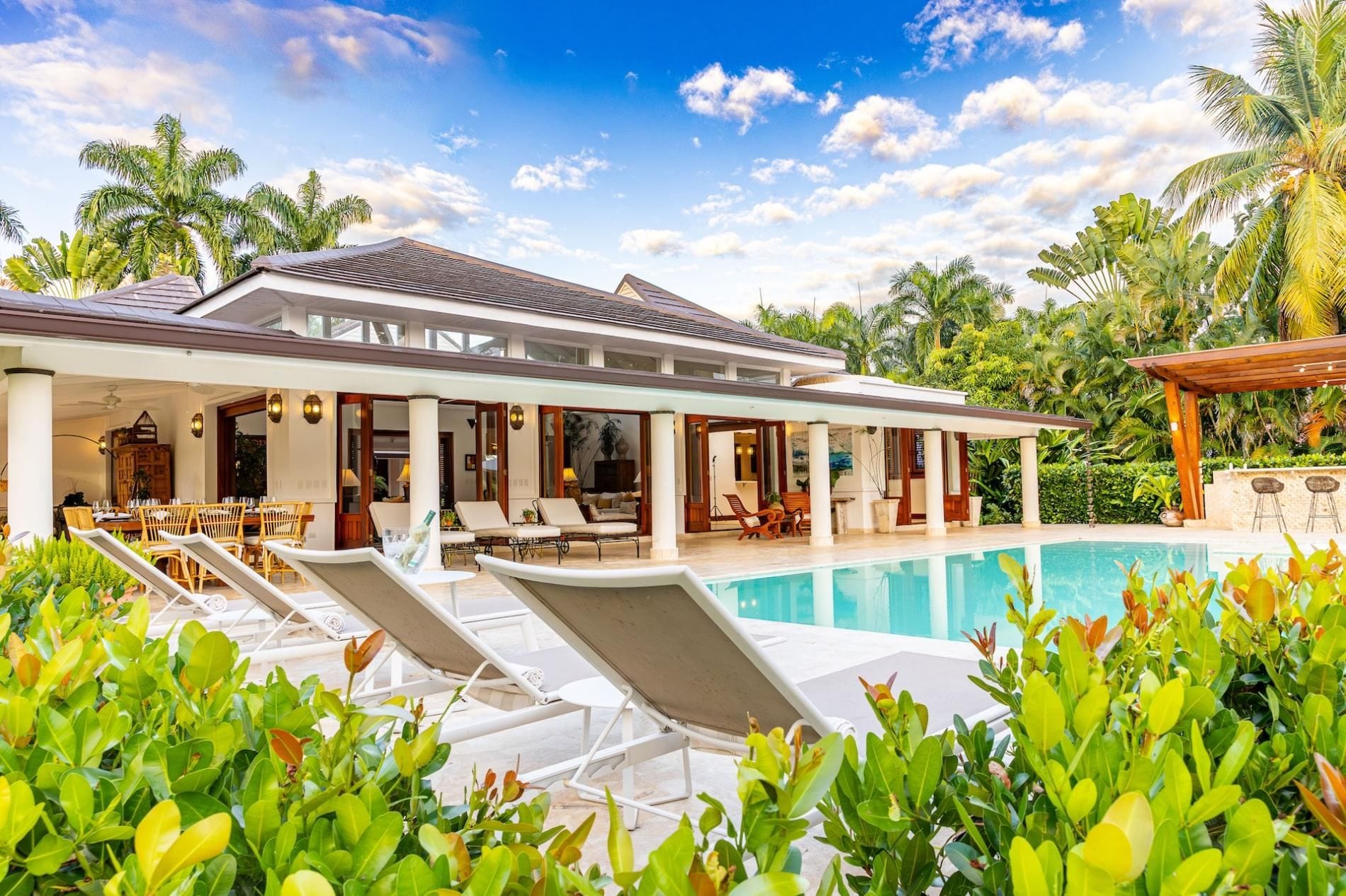 Casa Bliss — luxury villa photo 1