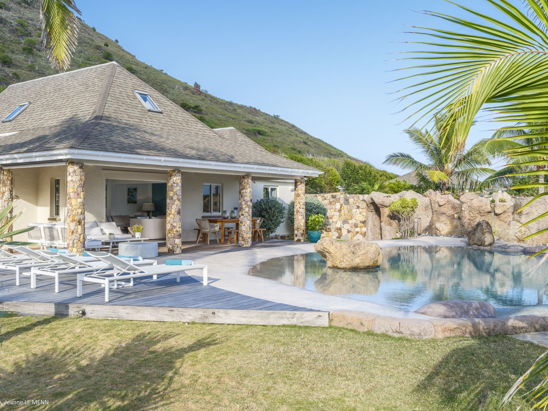 Villa La Roche Dans L Eau - Image 1