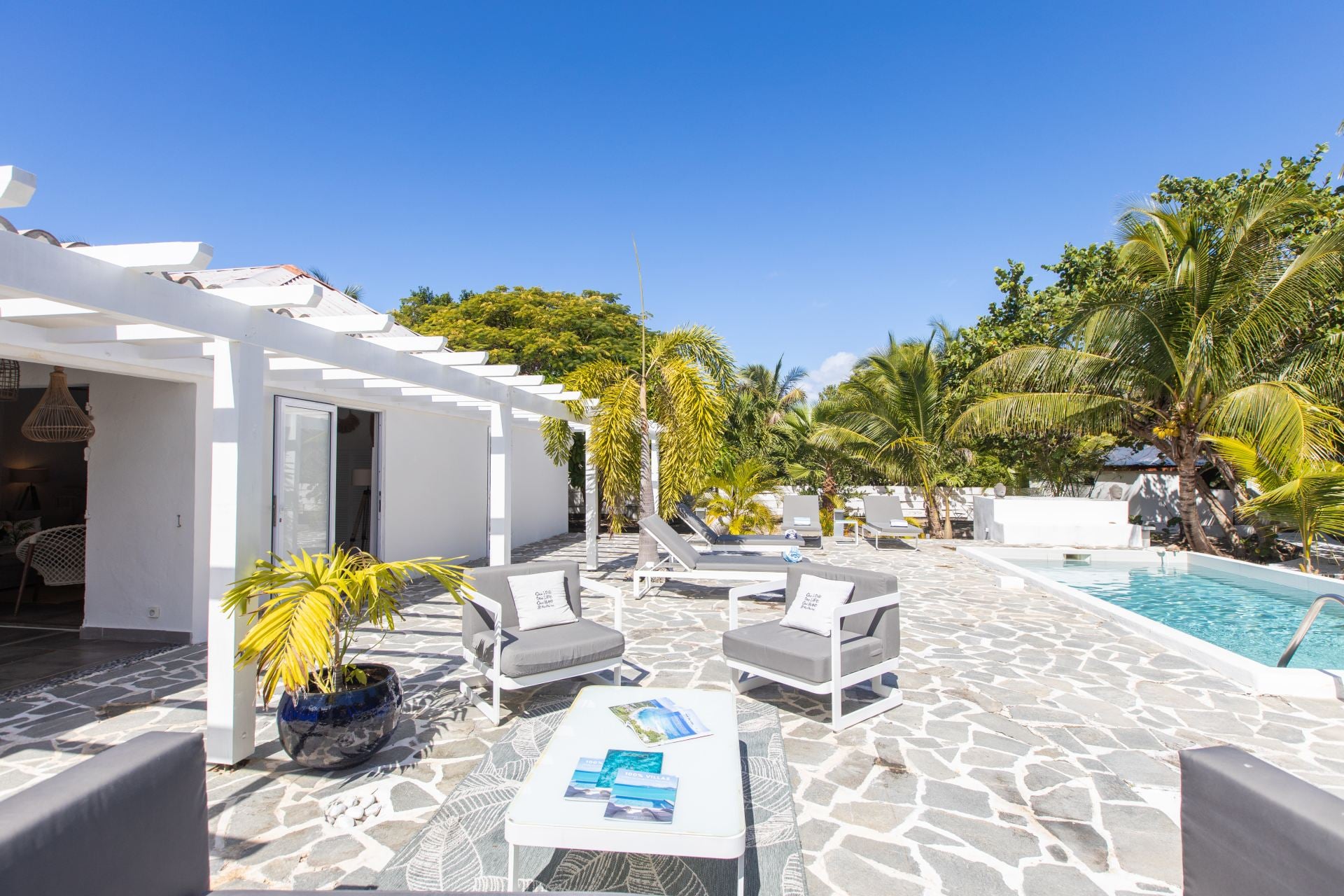 Villa Beach Cottage - Image 1