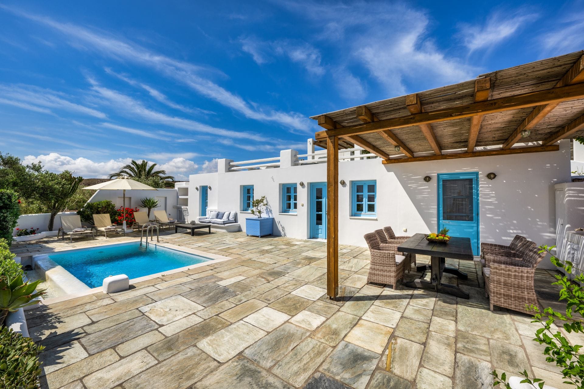 Villa Levantes — luxury villa photo 1