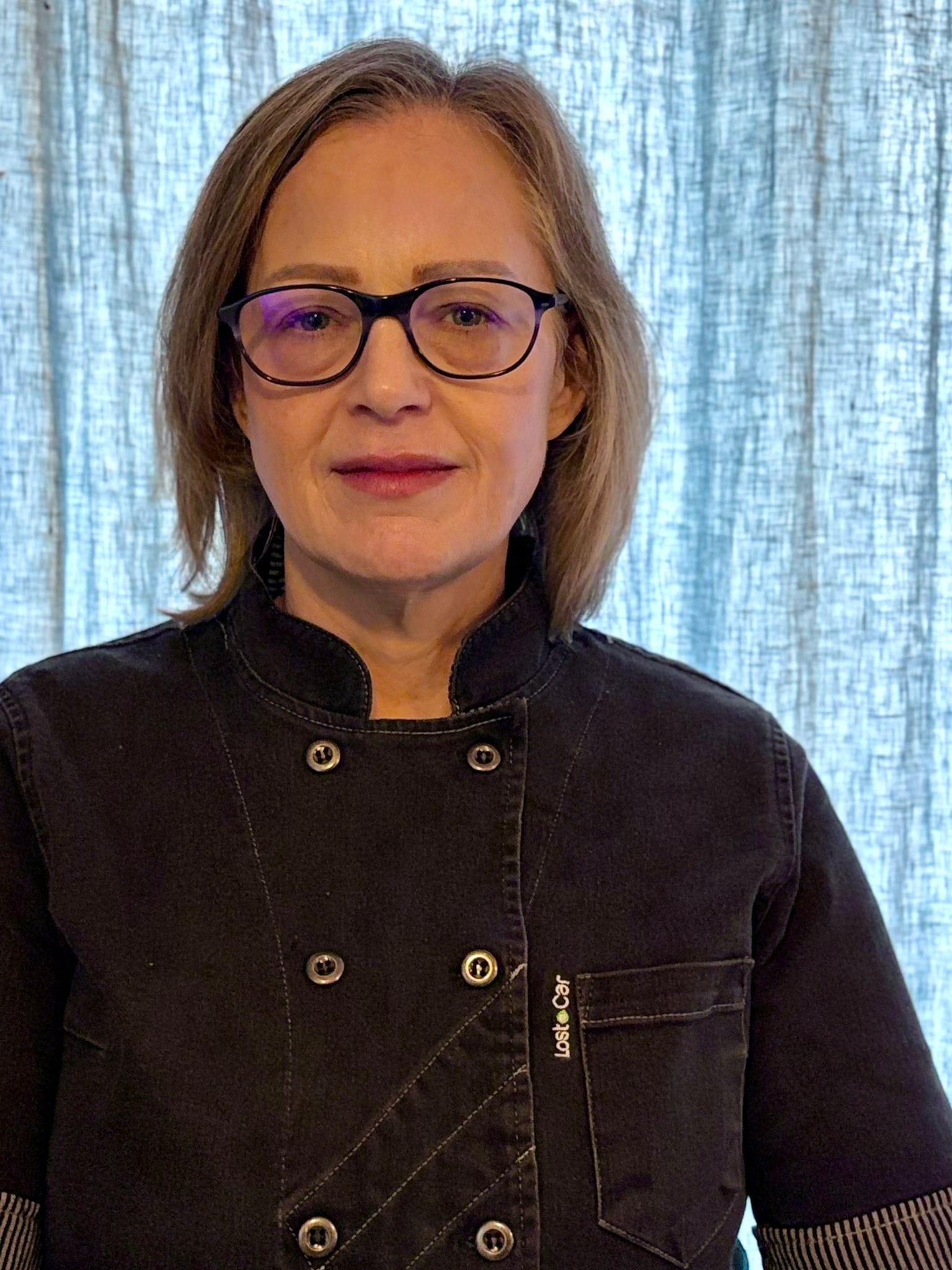 Laura D — private chef portrait