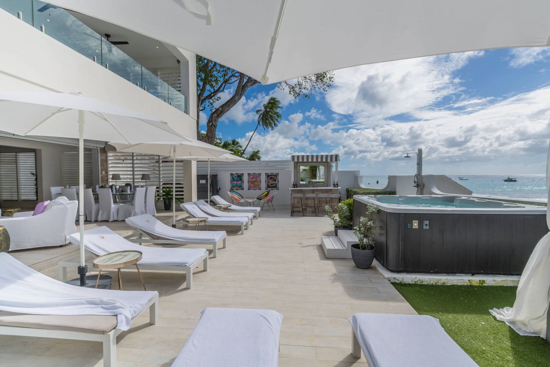 Solaris Beach House - Image 1