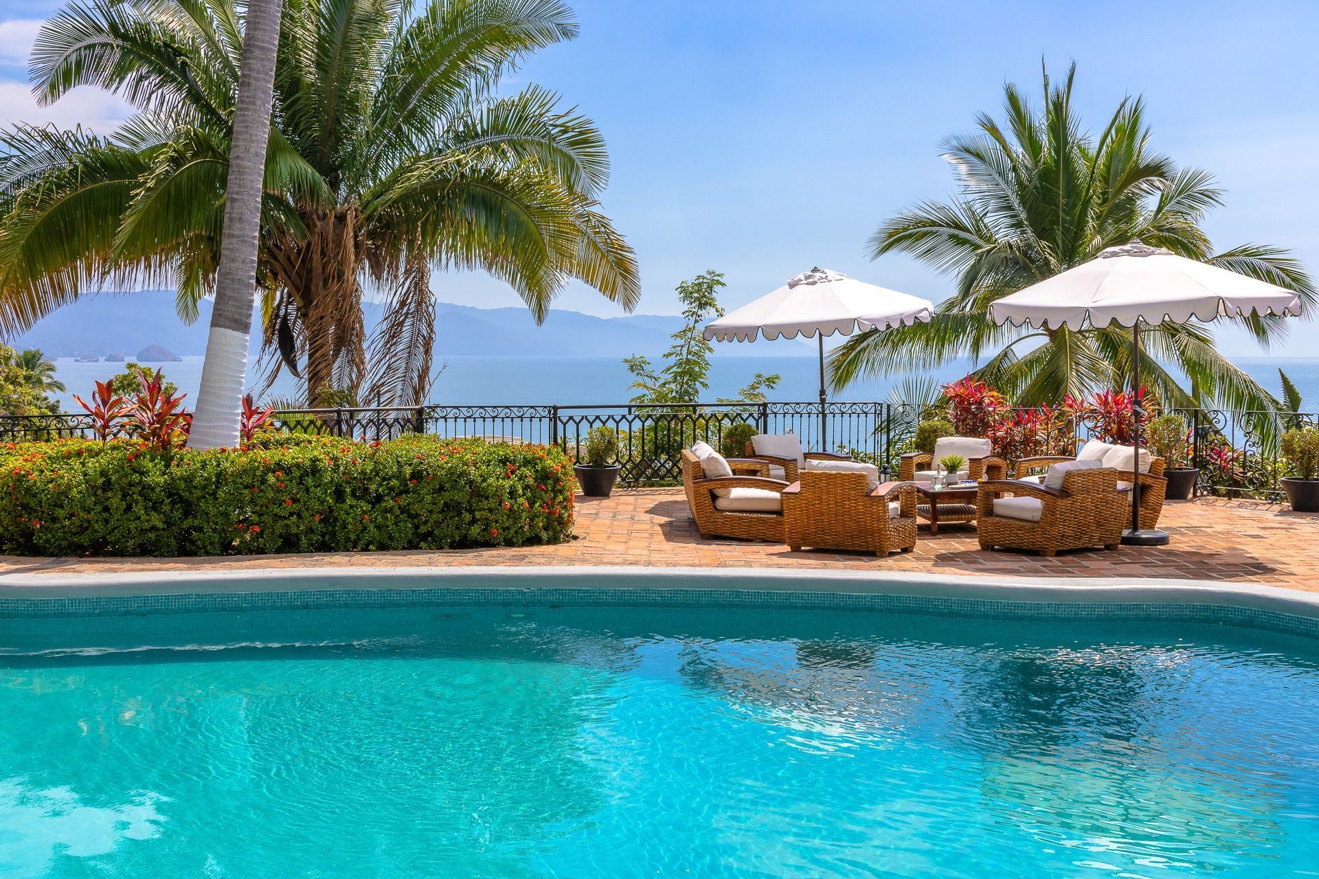 Conchas Chinas Villa Rentals