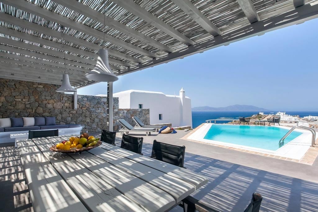 Villa Gin - Image 1