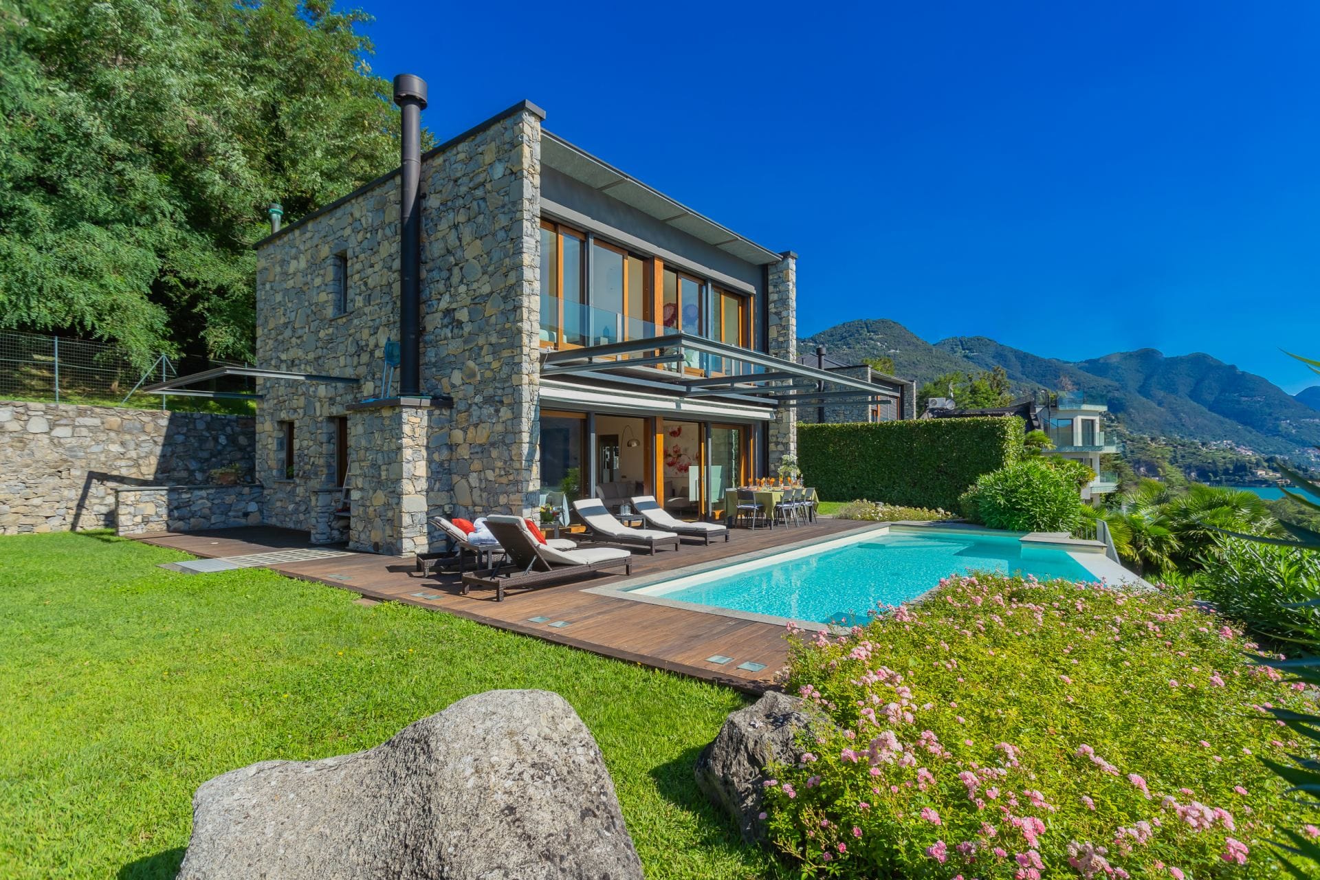 Villa infinity Lake Como — luxury villa photo 1